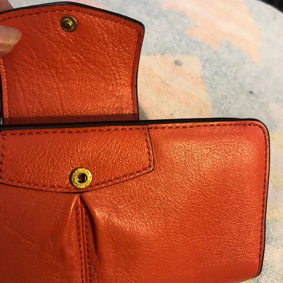 Coach NWT Coral Leather Wallet - Picture 2 of 12